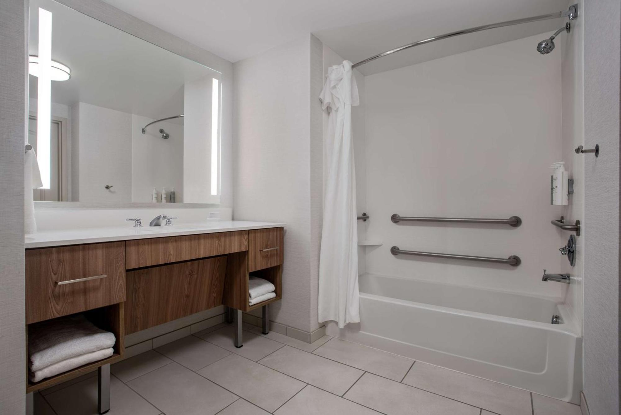 Homewood Suites By Hilton Davidson Экстерьер фото