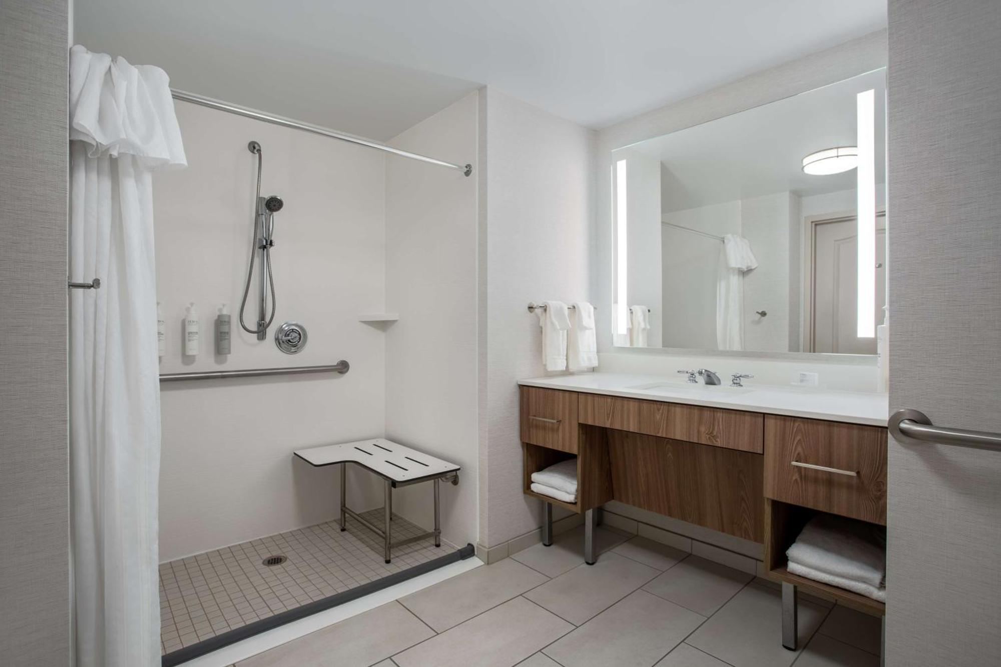 Homewood Suites By Hilton Davidson Экстерьер фото