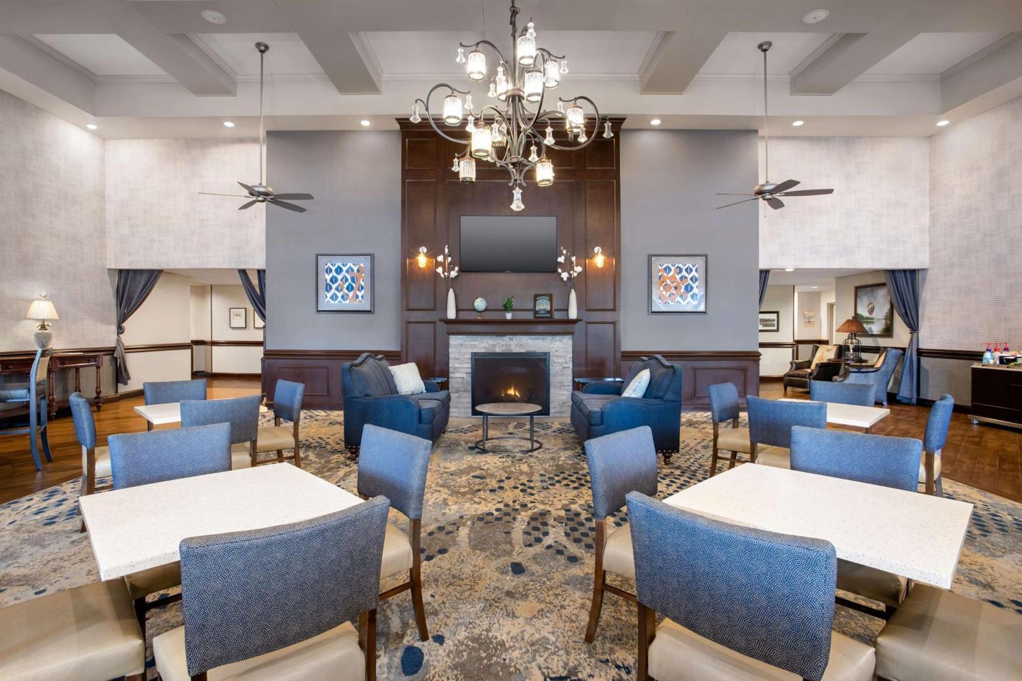 Homewood Suites By Hilton Davidson Экстерьер фото